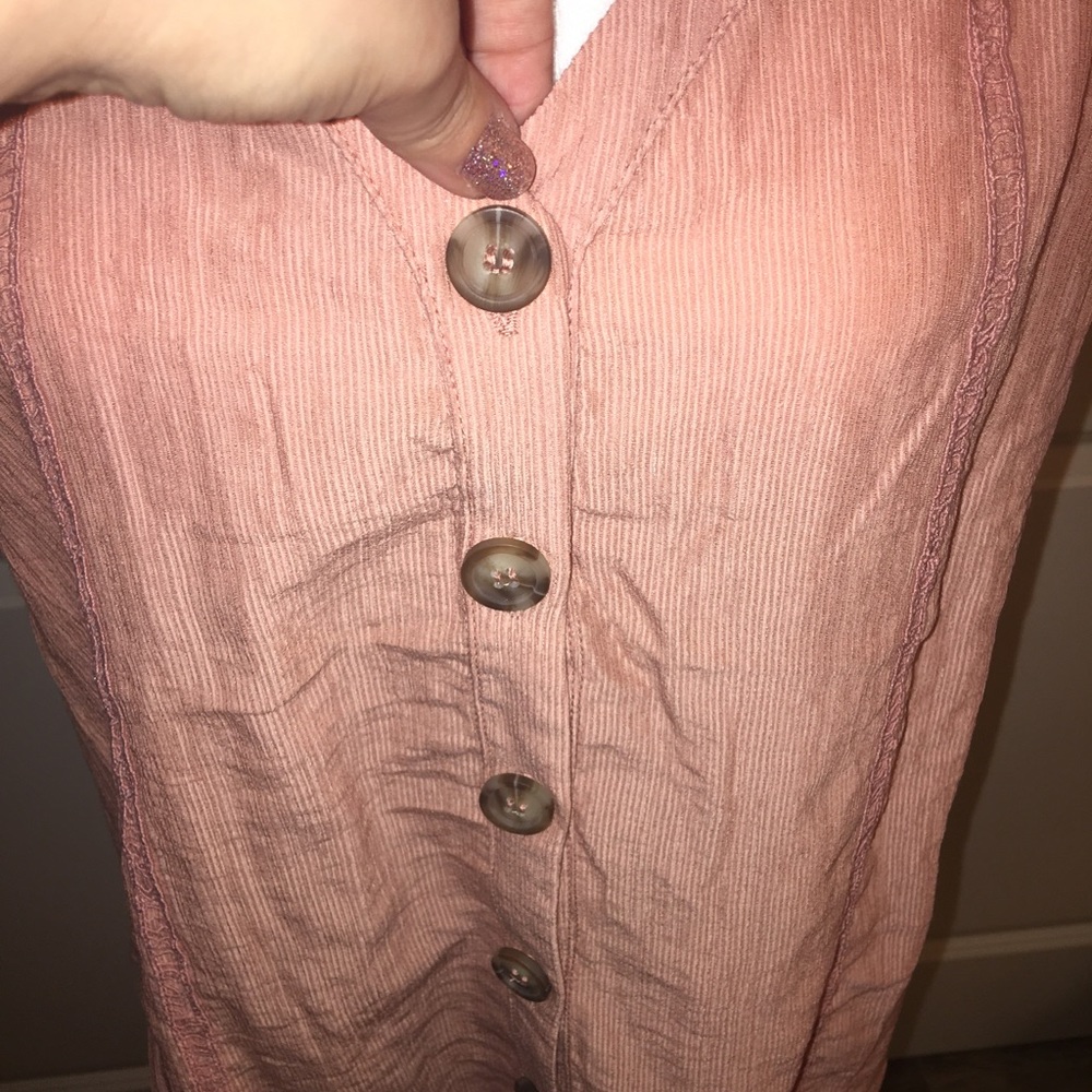 Sweetheart Ruffled Shoulder Tank - Picture 5 of 6
